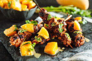 Yogurt-Marinated-Chicken-Kebabs-with-Mango-Chutney4